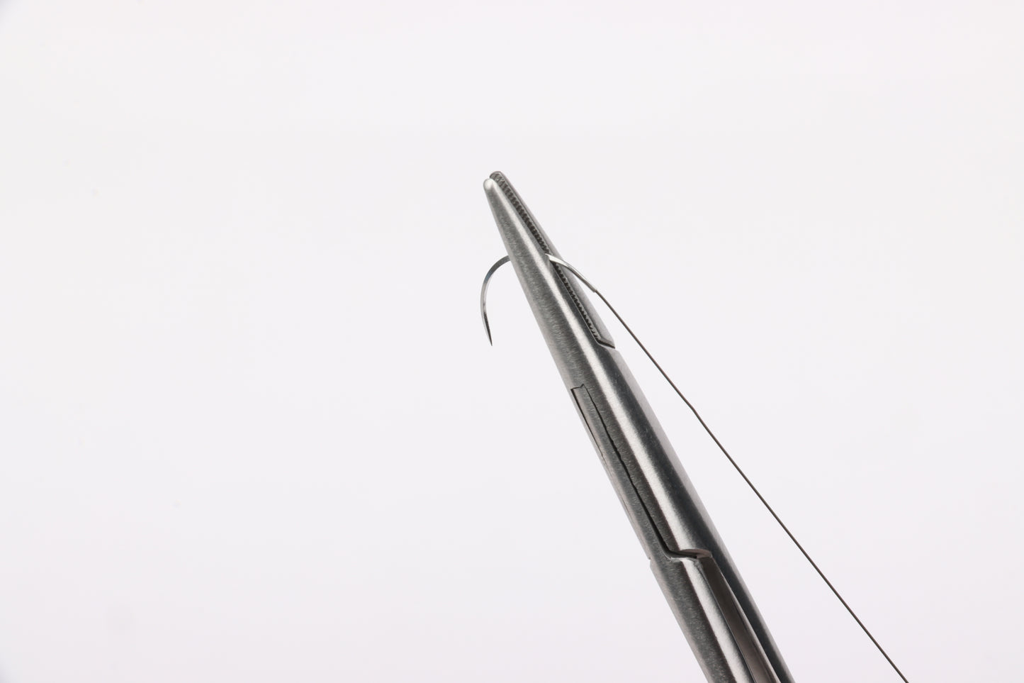 Ophthalmic needle holder