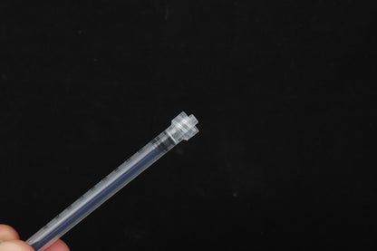 One milliliter sterile syringe screw top flat mouth