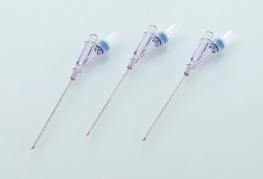 Central venous catheter puncture needle